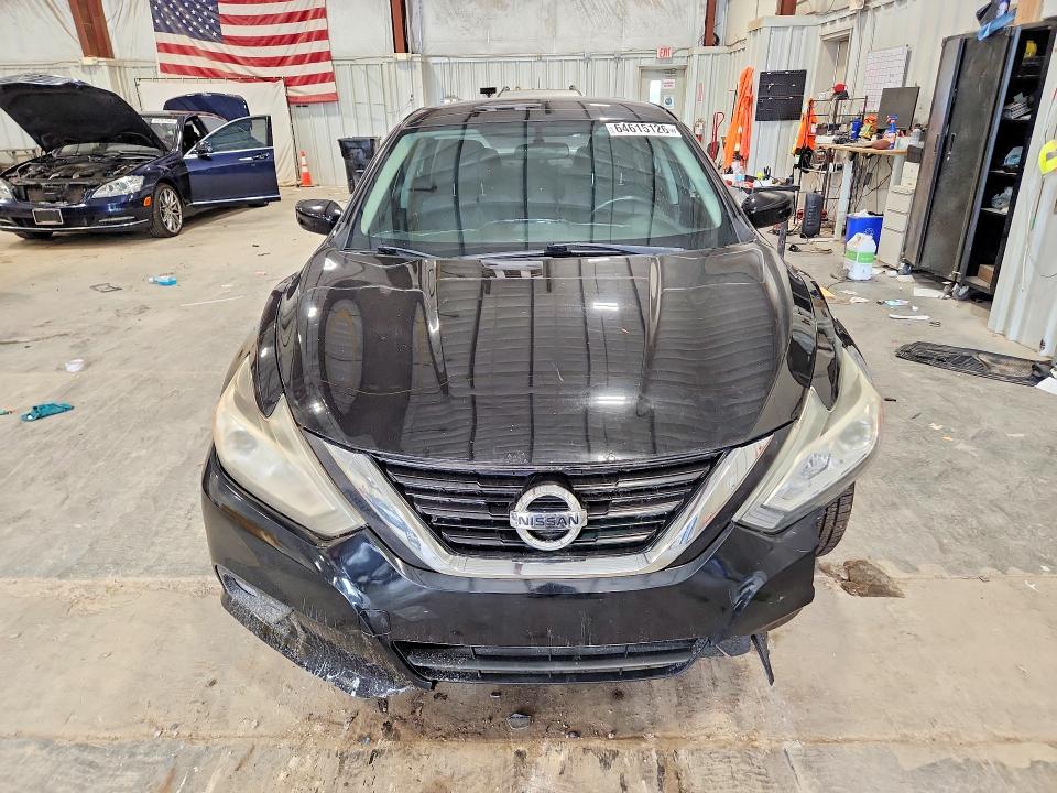 Продаж на аукціоні авто 2017 Nissan Altima, vin: 1N4AL3APXHC207620, номер лоту: 64615126