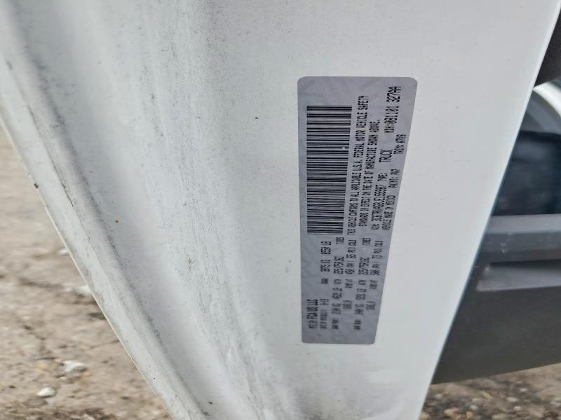 67273896 :رقم المزاد ، 3C6TRVAG8JE155987 vin ، 2018 Ram Promaster 1500 مزاد بيع