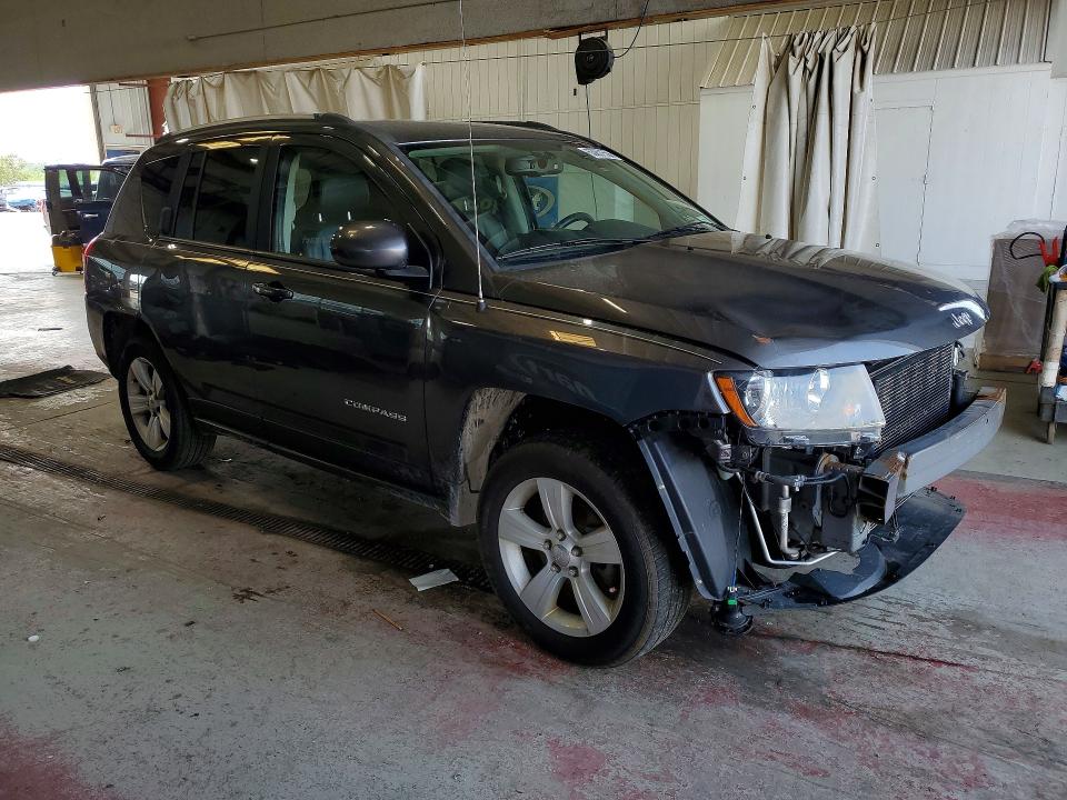 63057556 :رقم المزاد ، 1C4NJDEB5GD789544 vin ، 2016 Jeep Compass مزاد بيع