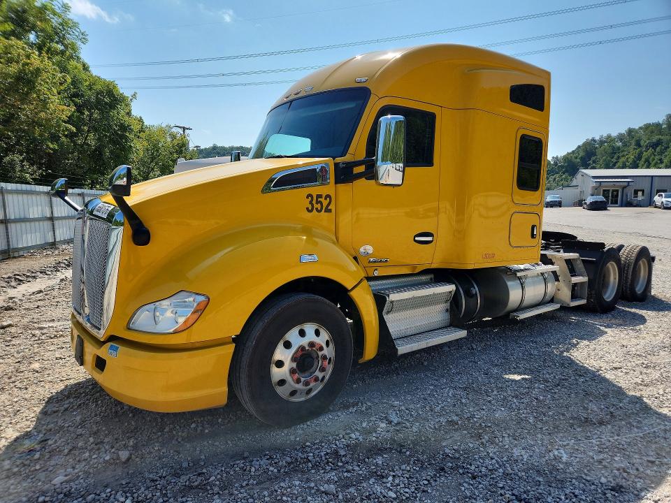 Продажа на аукционе авто 2019 Kenworth T680, vin: 1XKYD49XXKJ221721, номер лота: 65881576