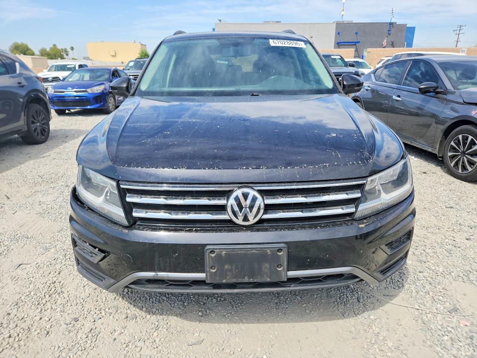 Продаж на аукціоні авто 2018 Volkswagen Tiguan, vin: 3VV3B7AX4JM207244, номер лоту: 67028896