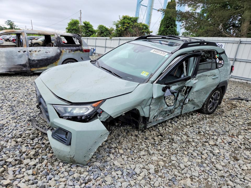 64037536 :رقم المزاد ، 2T3J1RFV0KW012527 vin ، 2019 Toyota Rav4 مزاد بيع