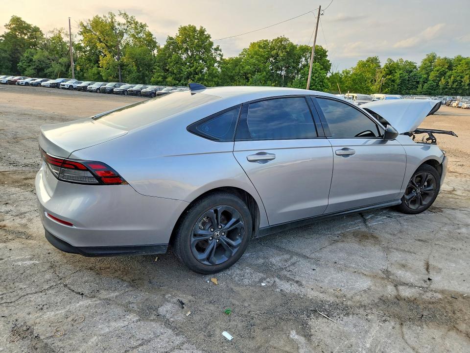 2025 Honda Accord მანქანა იყიდება აუქციონზე, vin: 1HGCY1F44SA016349, აუქციონის ნომერი: 64732526