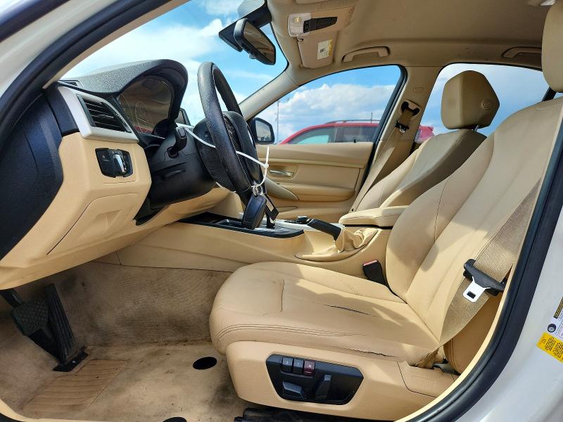 66318146 :رقم المزاد ، WBA3C1C5XDF444617 vin ، 2013 Bmw 328 مزاد بيع