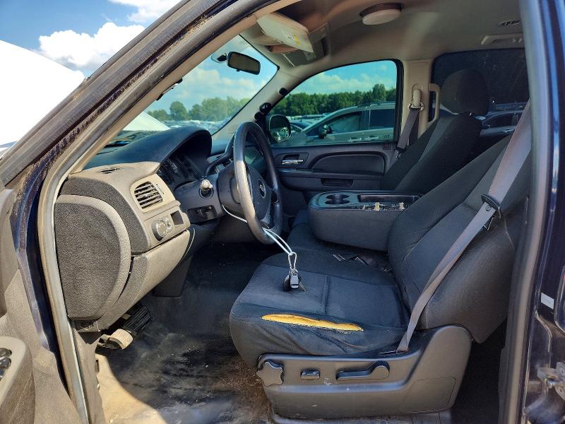 64303576 :رقم المزاد ، 1GNLC2E05BR372187 vin ، 2011 Chevrolet Tahoe مزاد بيع