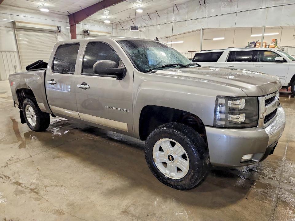 Продажа на аукционе авто 2008 Chevrolet Silverado, vin: 3GCEK13398G190321, номер лота: 64616456
