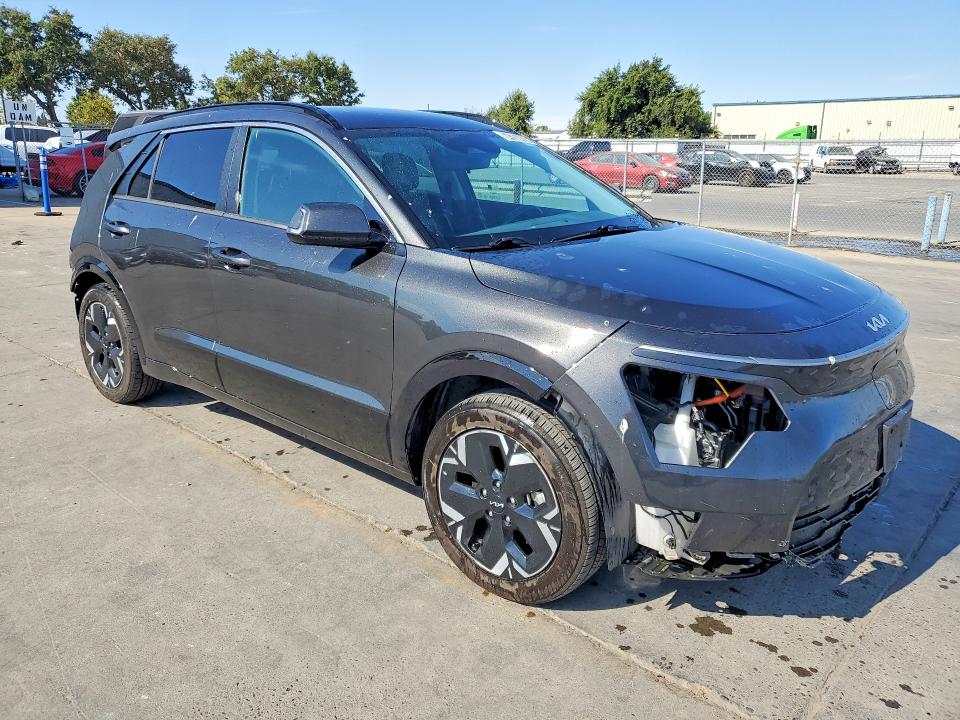 64268426 :رقم المزاد ، KNDCR3L1XP5027356 vin ، 2023 Kia Niro مزاد بيع