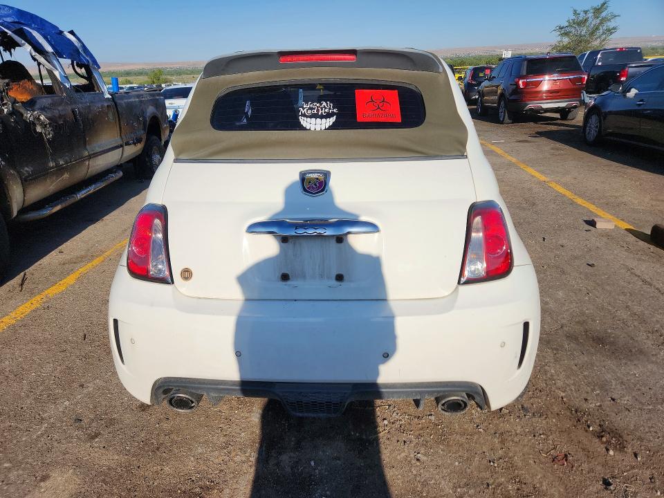 65489856 :رقم المزاد ، 3C3CFFJH4FT608011 vin ، 2015 Fiat 500 مزاد بيع
