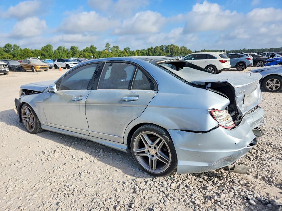 2013 Mercedes-benz C მანქანა იყიდება აუქციონზე, vin: WDDGF8AB7DR248099, აუქციონის ნომერი: 65227676