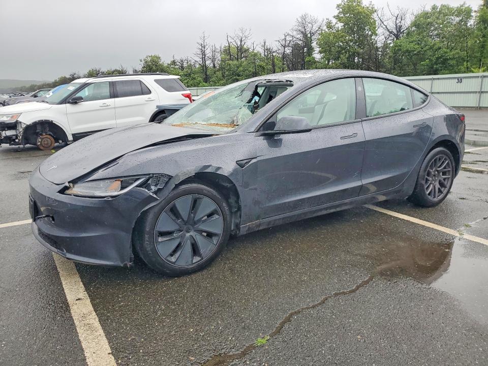 63484296 :رقم المزاد ، 5YJ3E1EA8SF007269 vin ، 2025 Tesla Model 3 مزاد بيع