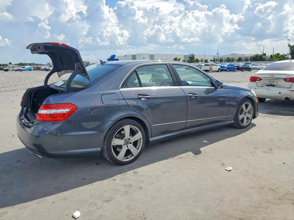 Продаж на аукціоні авто 2010 Mercedes-benz E, vin: WDDHF5GBXAA134666, номер лоту: 64815296