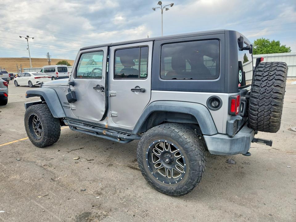64476846 :رقم المزاد ، 1C4BJWDGXHL624284 vin ، 2017 Jeep Wrangler Unlimited مزاد بيع