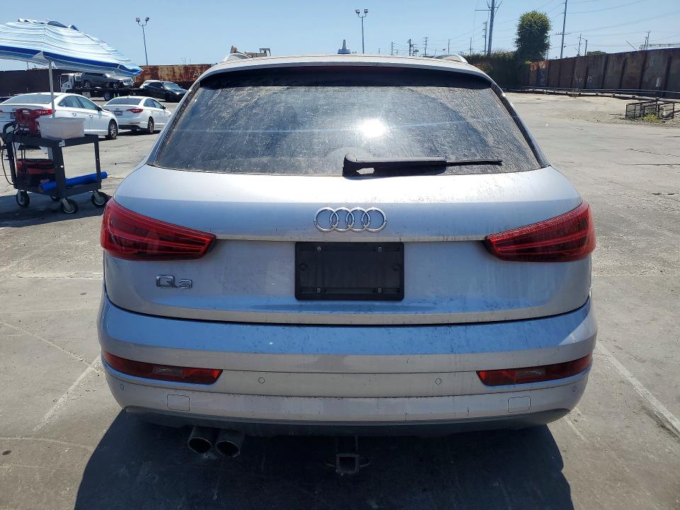63775486 :رقم المزاد ، WA1BFCFS4GR023119 vin ، 2016 Audi Q3 مزاد بيع