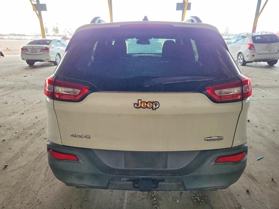 2014 Jeep Cherokee მანქანა იყიდება აუქციონზე, vin: 1C4PJMCS3EW321986, აუქციონის ნომერი: 66107156