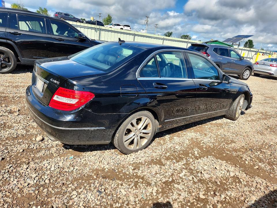 66909956 :رقم المزاد ، WDDGF8AB6DR252435 vin ، 2013 Mercedes-benz C مزاد بيع