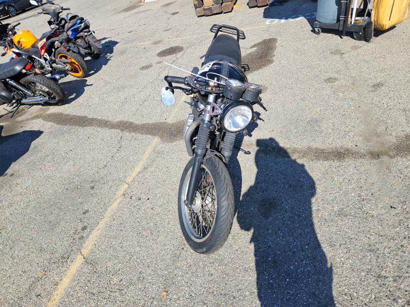 2013 Triumph Motorcycle Thruxton მანქანა იყიდება აუქციონზე, vin: SMT920K1XDT572030, აუქციონის ნომერი: 65711486