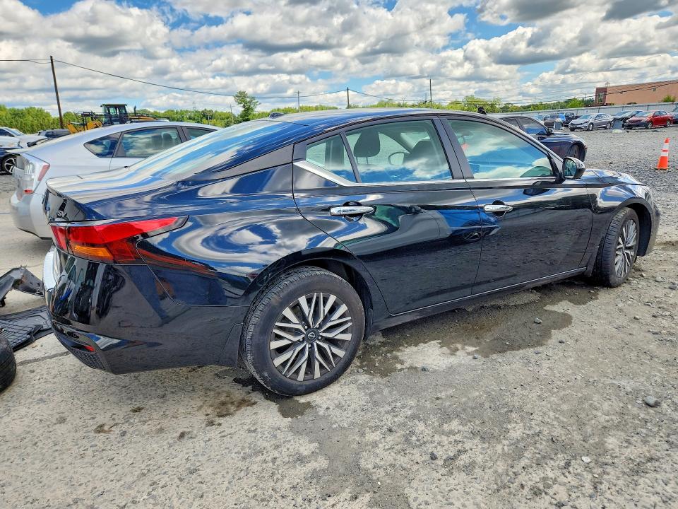 66433316 :رقم المزاد ، 1N4BL4DV1PN317320 vin ، 2023 Nissan Altima مزاد بيع