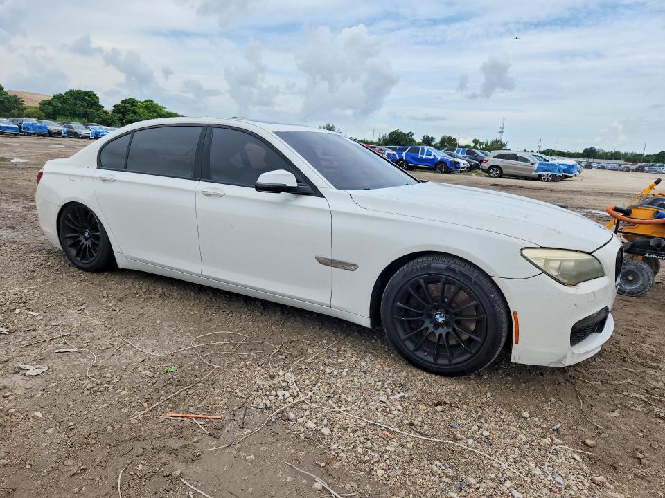 Продажа на аукционе авто 2013 Bmw 750, vin: WBAYE8C54DD133463, номер лота: 63796046