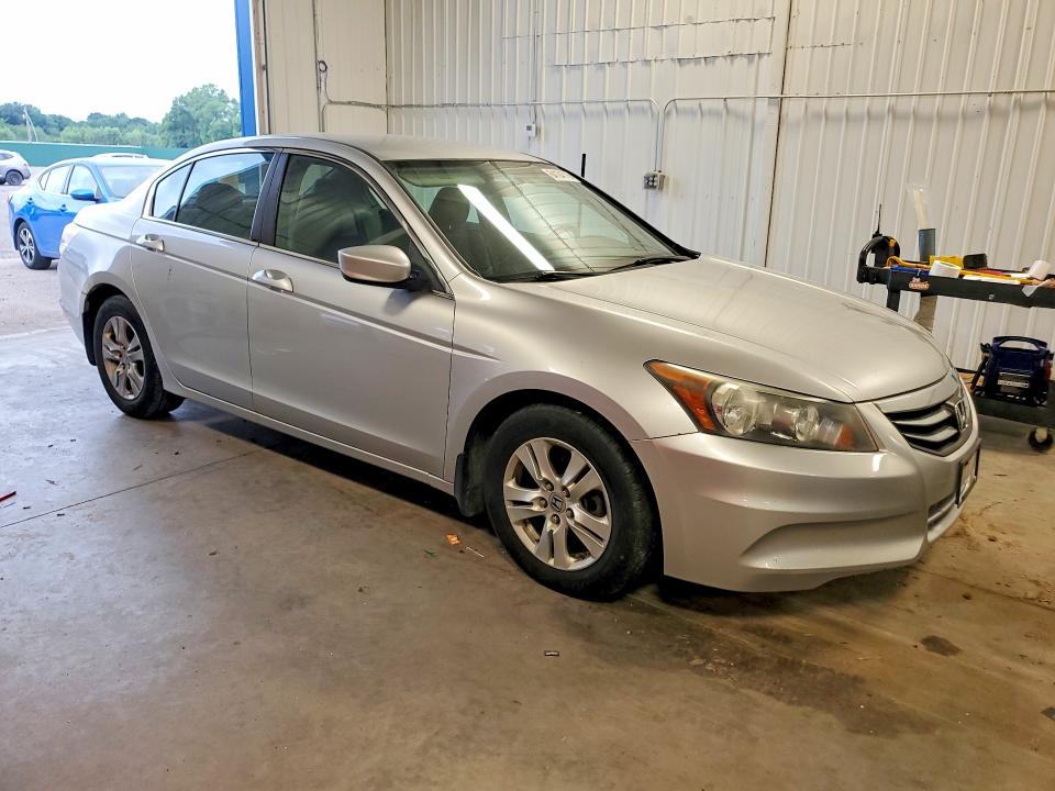 64104716 :رقم المزاد ، 1HGCP2F65CA084218 vin ، 2012 Honda Accord مزاد بيع