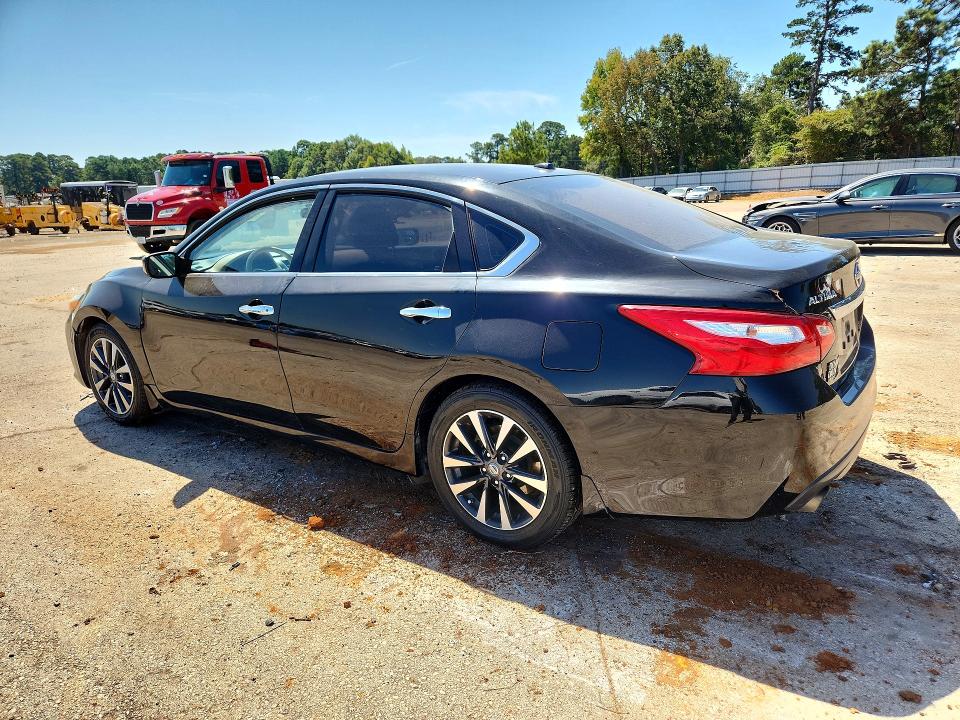 65270626 :رقم المزاد ، 1N4AL3AP7HC130074 vin ، 2017 Nissan Altima مزاد بيع