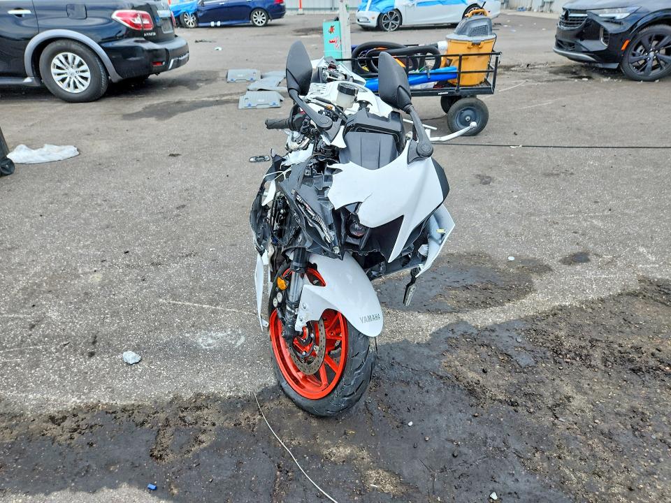 Продажа на аукционе авто 2023 Yamaha Yzfr7, vin: JYARM38E6PA005409, номер лота: 64096086