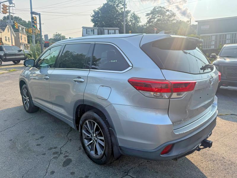 Auction sale of the 2017 Toyota Highlander, vin: 5TDJZRFH0HS394314, lot number: 65338746