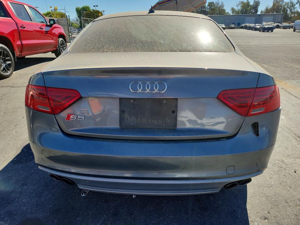 Продажа на аукционе авто 2013 Audi S5, vin: WAUCGAFR8DA017825, номер лота: 65515146