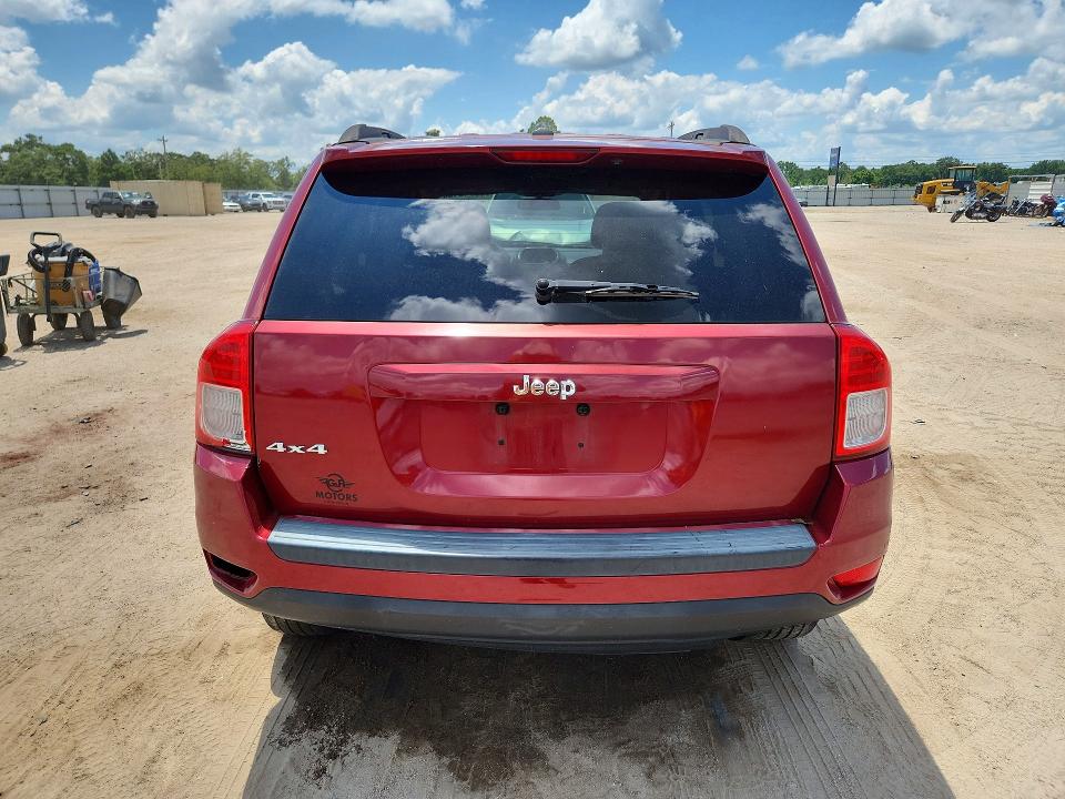 2011 Jeep Compass მანქანა იყიდება აუქციონზე, vin: 1J4NF1FB8BD174620, აუქციონის ნომერი: 63742406