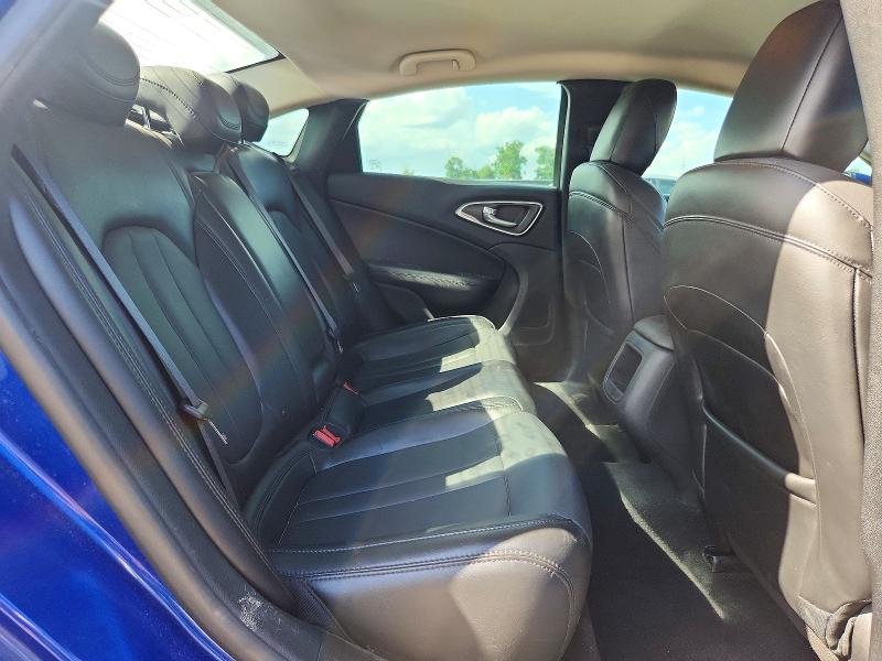 Продаж на аукціоні авто 2017 Chrysler 200, vin: 1C3CCCAB4HN505015, номер лоту: 66382956