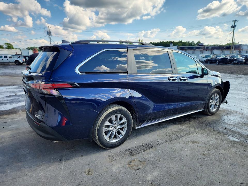 2022 Toyota Sienna მანქანა იყიდება აუქციონზე, vin: 5TDYSKFC5NS070639, აუქციონის ნომერი: 66345306