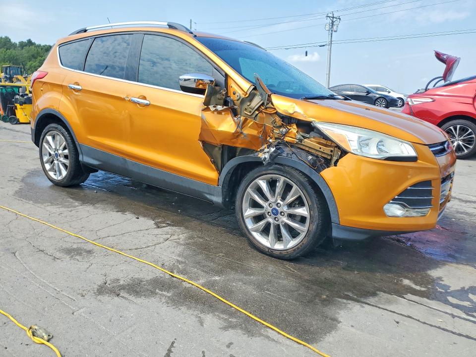 2016 Ford Escape მანქანა იყიდება აუქციონზე, vin: 1FMCU0GX9GUB22603, აუქციონის ნომერი: 64406796
