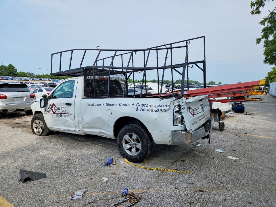 64190796 :رقم المزاد ، 3C6JR6DG8KG585579 vin ، 2019 Ram 1500 Classic مزاد بيع