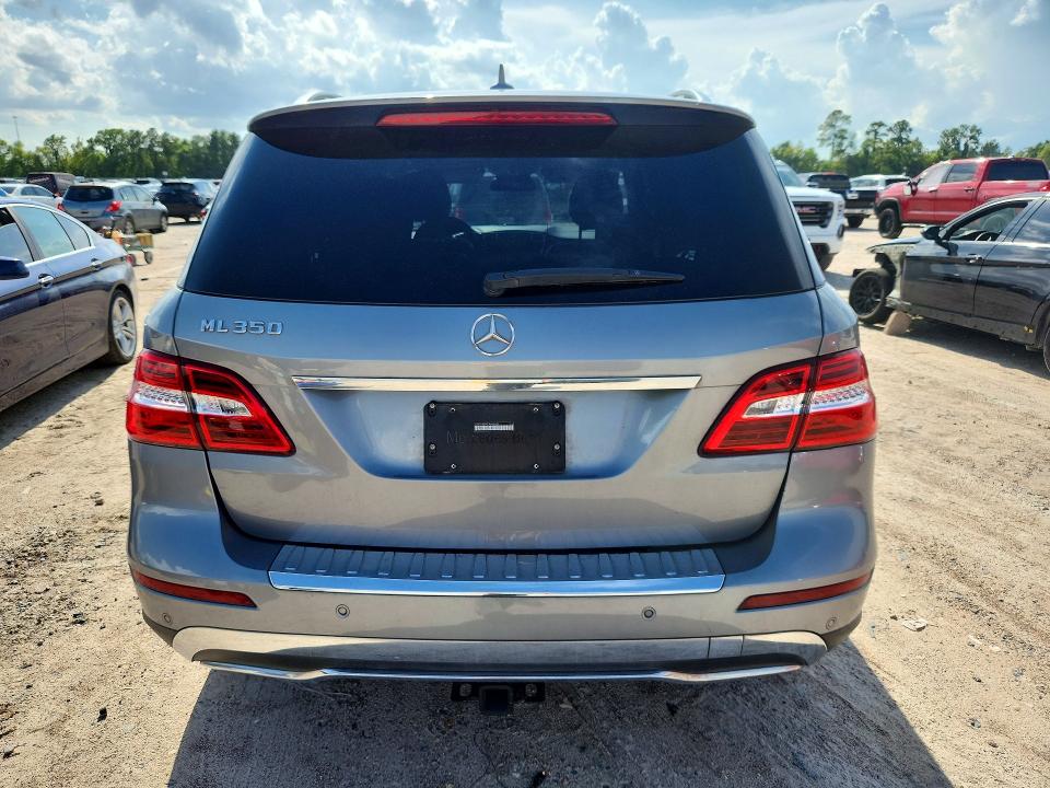 64742076 :رقم المزاد ، 4JGDA5JBXFA605606 vin ، 2015 Mercedes-benz Ml مزاد بيع