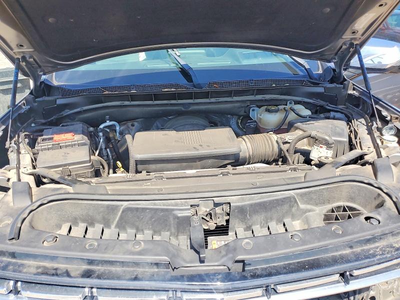 64387246 :رقم المزاد ، 1GNSCFKD4NR117562 vin ، 2022 Chevrolet Suburban مزاد بيع