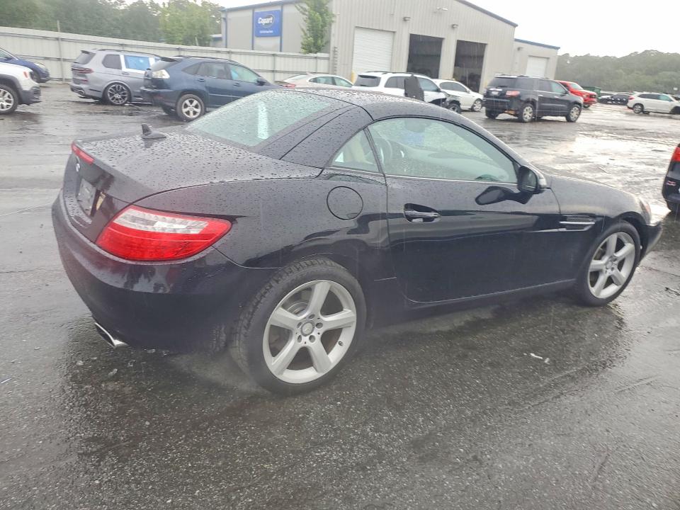 Продаж на аукціоні авто 2012 Mercedes-benz Slk, vin: WDDPK4HA8CF048219, номер лоту: 67065036