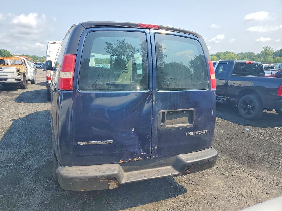 Aukcja sprzedaży 2005 Chevrolet Express 2500, vin: 1GCGG25V451163469, numer aukcji: 62415916