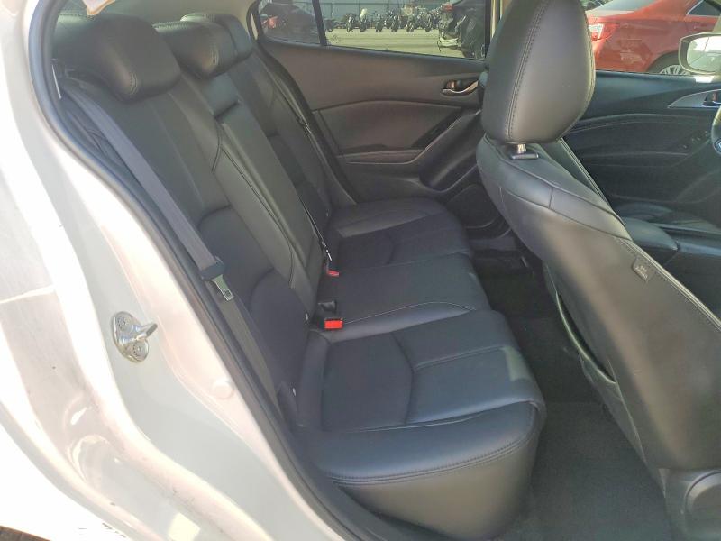 Продажа на аукционе авто 2018 Mazda 3, vin: 3MZBN1V39JM276773, номер лота: 66954406