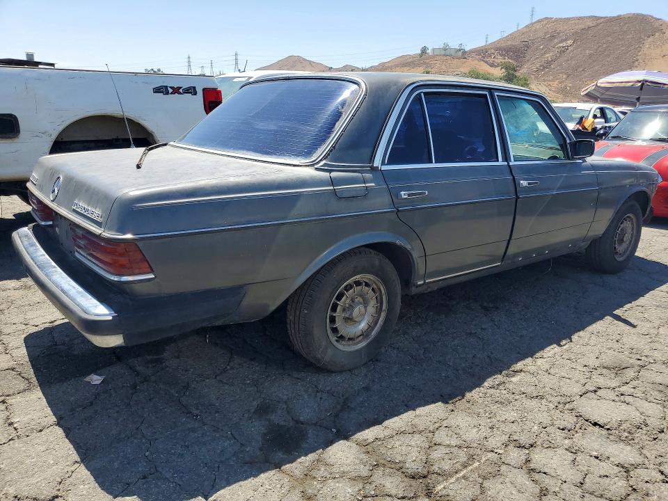 Продажа на аукционе авто 1982 Mercedes-benz 300, vin: WDBAB33A3CB012722, номер лота: 65952416
