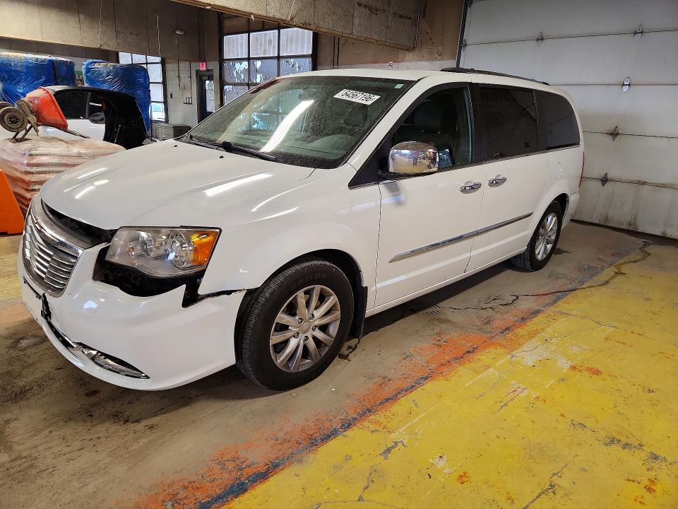 64567196 :رقم المزاد ، 2C4RC1GG7GR166975 vin ، 2016 Chrysler Town & Country مزاد بيع
