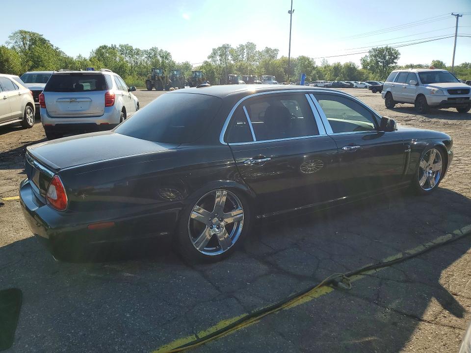 Продажа на аукционе авто 2009 Jaguar Xj8, vin: SAJWA79B99SH31570, номер лота: 64796646