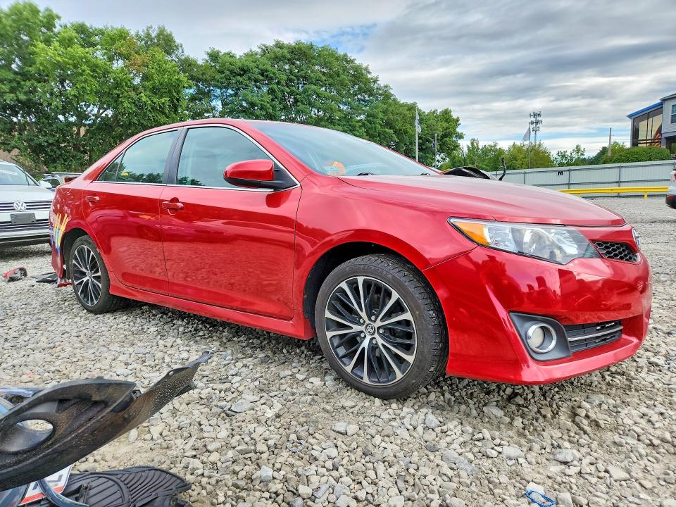 2013 Toyota Camry მანქანა იყიდება აუქციონზე, vin: 4T1BF1FK2DU648066, აუქციონის ნომერი: 64187306
