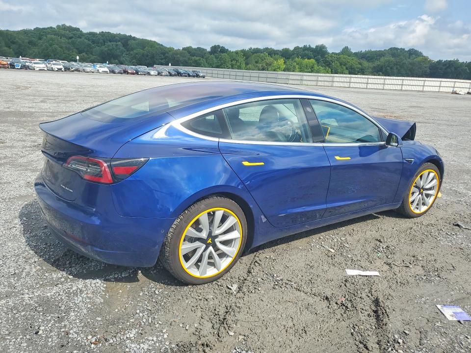 63185596 :رقم المزاد ، 5YJ3E1EB9JF146382 vin ، 2018 Tesla Model 3 مزاد بيع