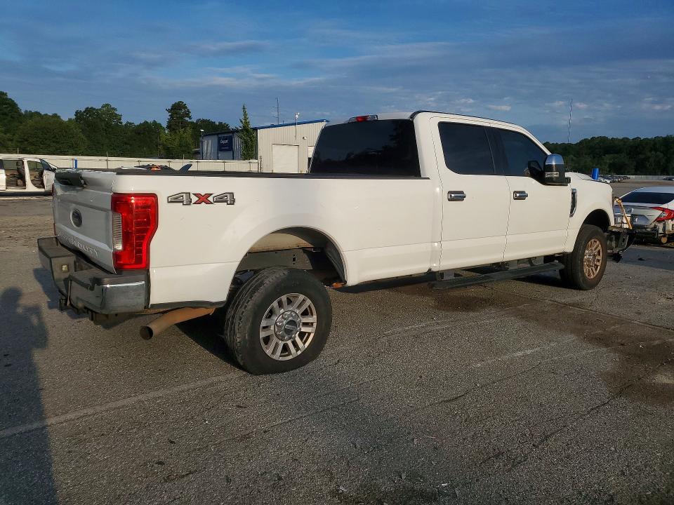 65612076 :رقم المزاد ، 1FT7W2B6XKEC40429 vin ، 2019 Ford F250 مزاد بيع