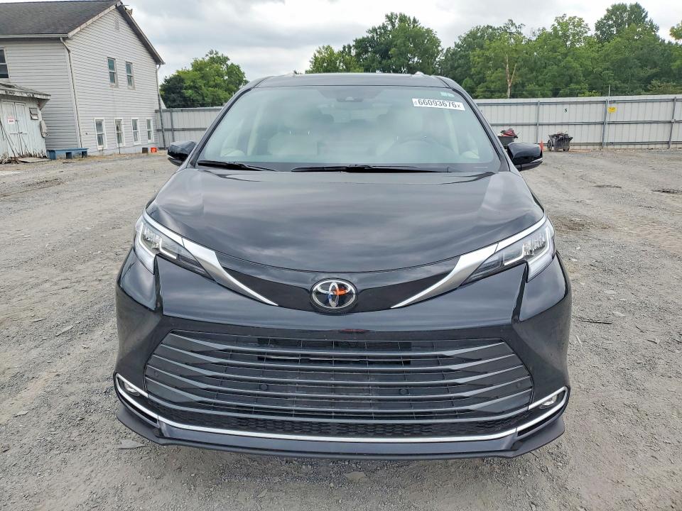 2026 Toyota Sienna მანქანა იყიდება აუქციონზე, vin: 5TDZSKFC3TS249862, აუქციონის ნომერი: 66093676