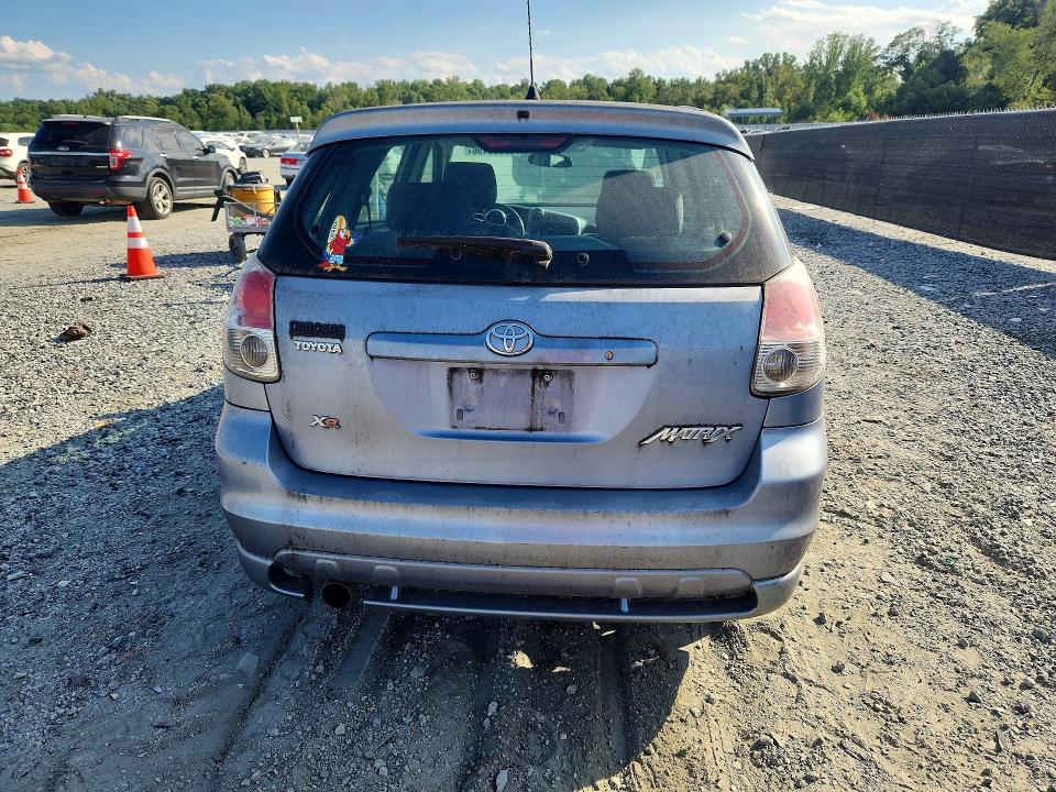 65593496 :رقم المزاد ، 2T1KR32E65C350870 vin ، 2005 Toyota Matrix مزاد بيع