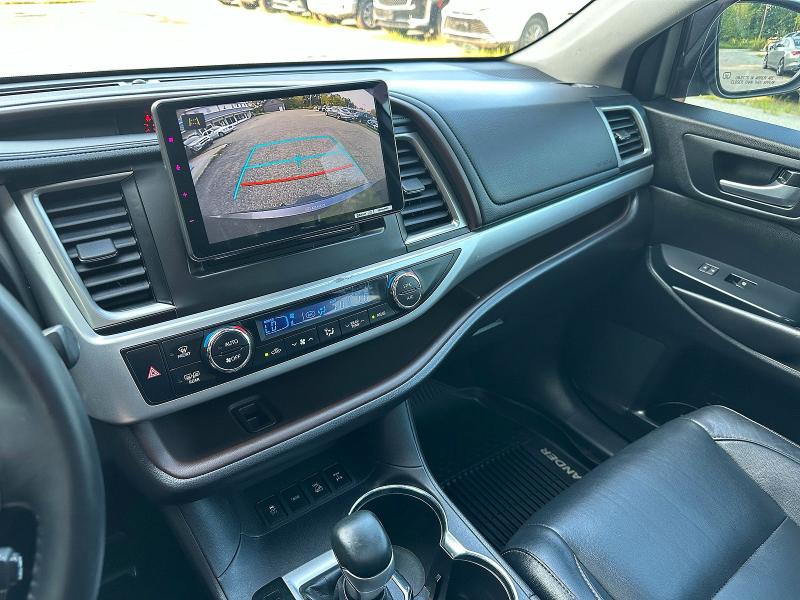 2018 Toyota Highlander მანქანა იყიდება აუქციონზე, vin: 5TDJZRFH5JS535979, აუქციონის ნომერი: 65192076