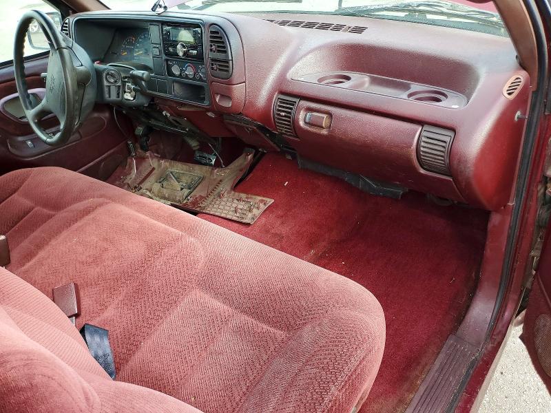 Auction sale of the 1996 Chevrolet Gmt-400, vin: 1GCFC24M3TZ172114, lot number: 63960356