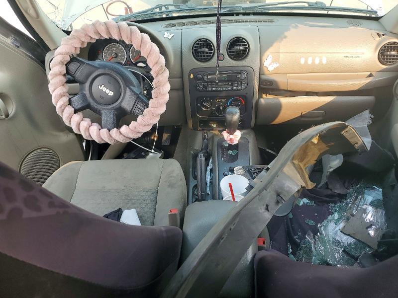 2005 Jeep Liberty მანქანა იყიდება აუქციონზე, vin: 1J4GL48K95W677419, აუქციონის ნომერი: 63764686