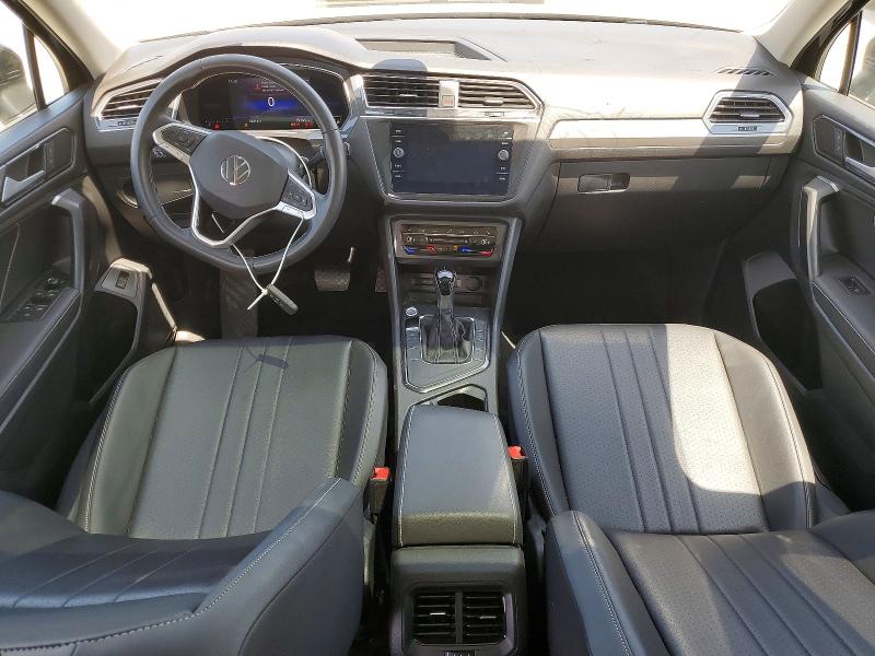 63716326 :رقم المزاد ، 3VV3B7AX3NM091959 vin ، 2022 Volkswagen Tiguan مزاد بيع