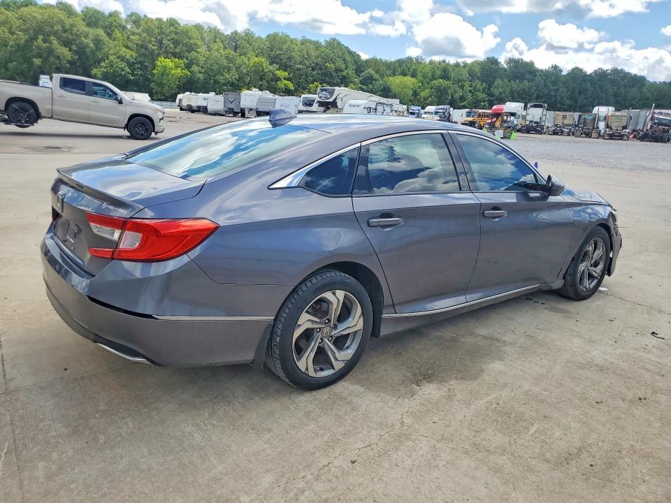 Продажа на аукционе авто 2018 Honda Accord, vin: 1HGCV1F55JA131915, номер лота: 64505436